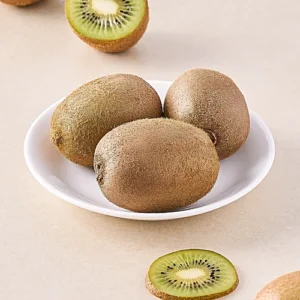 fresho! Kiwi - Green, 3 pcs (Approx. 220 g - 260 g)
